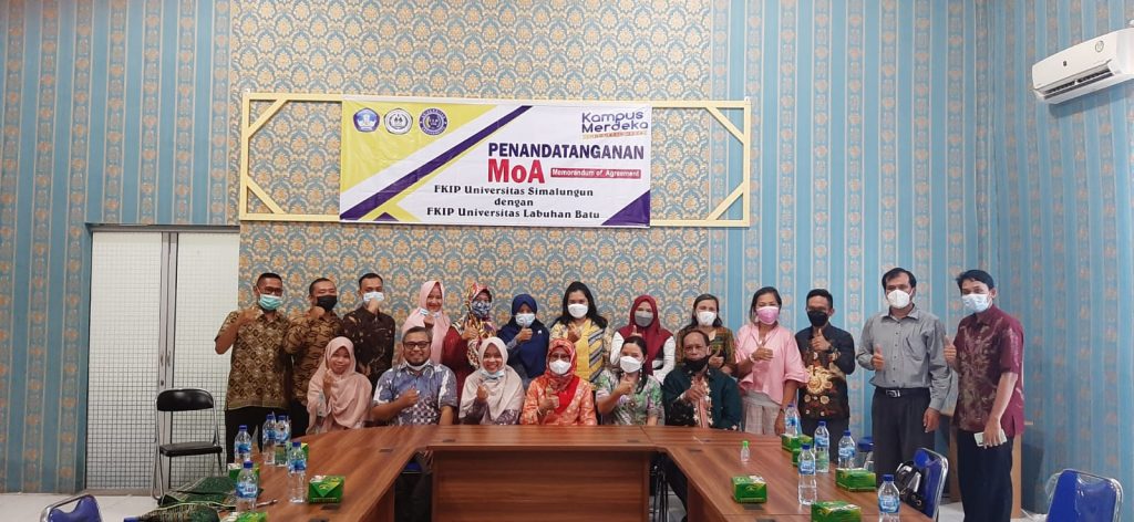 Penandatanganan MoA FKIP Universitas Simalungun dengan FKIP Universitas Labuhanbatu