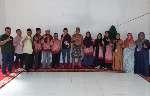 Tahun 2025, Kembali Ketua Yayasan dan Rektor Universitas Labuhanbatu Memberangkatkan Karyawannya untuk Umroh