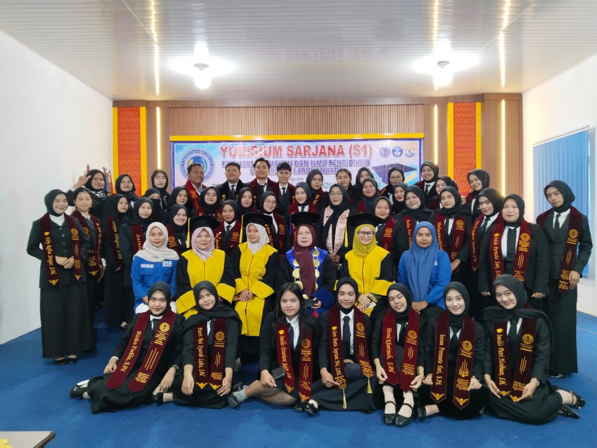Yudisium Sarjana Mahasiswa FKIP Universitas Labuhanbatu Periode II September TA 2025/2026